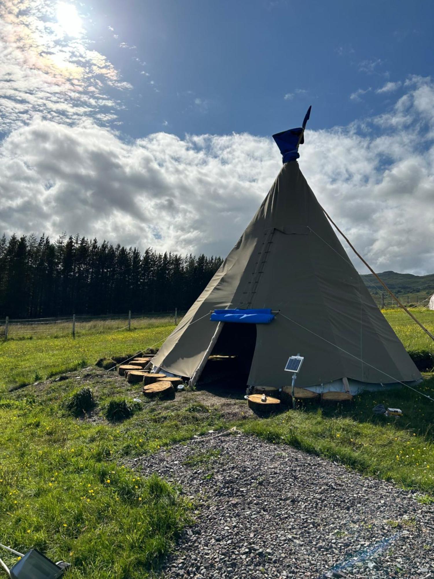 Shandon Tipi Локхарън Екстериор снимка